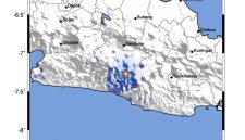 Wilayah Kabupaten Bandung, Jawa Barat, dilanda rangkaian aktivitas seismik yang terhitung cukup intensif pada Rabu (16/9/2026). Badan Meteorologi, Klimatologi, dan Geofisika (BMKG) mencatat sebanyak 26 kali gempa bumi mengguncang wilayah tersebut sejak pagi hingga sore hari.
