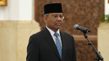 Presiden Prabowo Subianto melantik Suahasil Nazara sebagai Menteri Keuangan (Menkeu) pengganti Purbaya Yudhi Sadewa di Istana, Jakarta, pada Senin (14/9/2026).

