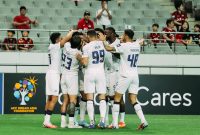 Pemain PERSIB merayakan kemenangan 1-0 atas FC Seoul pada laga pembuka Grup E ACL Two 2026/27 di Seoul, Korea Selatan. (Foto: Persib Official)