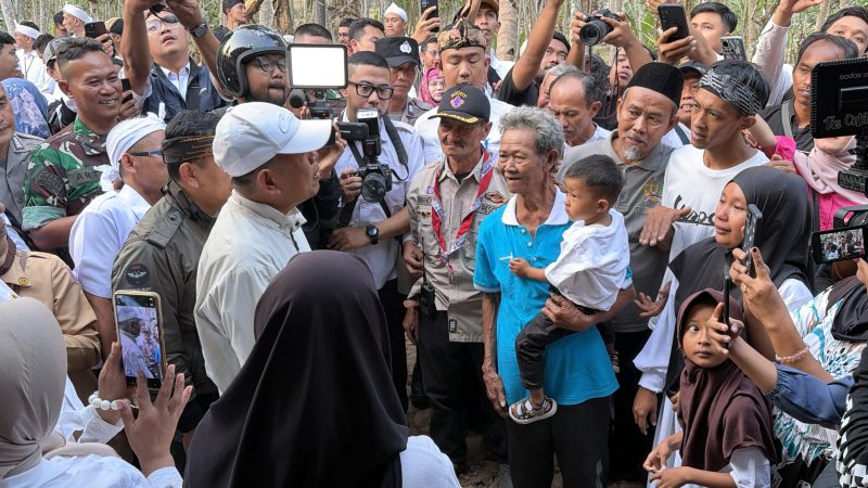Program Poe Ibu Jabar membantu renovasi 39 rumah warga Ciamis, termasuk rumah warga kurang mampu dan korban pergeseran tanah.