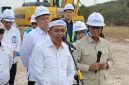 Gubernur Jawa Barat Dedi Mulyadi saat saatGubernur Jawa Barat Dedi Mulyadi saat meninjau proyek PSEL di TPPSA Legok Nangka, Nagreg, Kabupaten Bandung, Jawa Barat, Rabu (29/7/2026)
